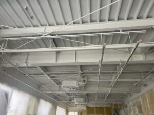 店舗内装塗装 施工写真1